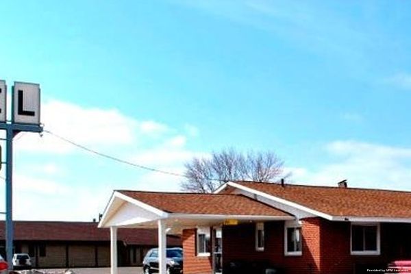 TRAVELERS LODGE (Marshall)